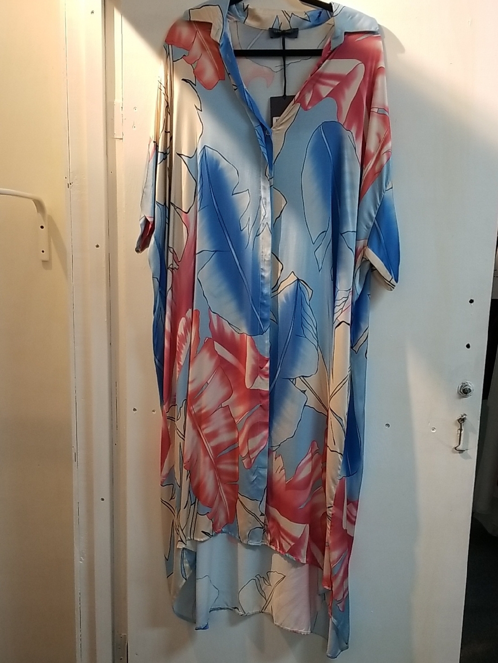 Flowy Blue and Pink Leaf-Print Button Dress